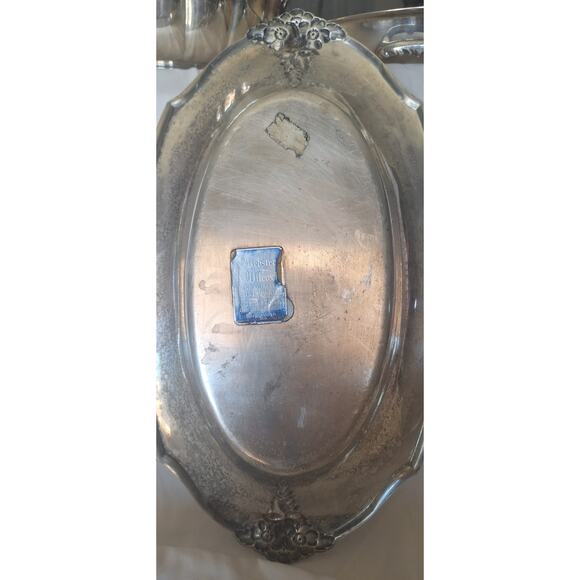 Webster Wilcox International Silverplate Floral Oval Serving Tray 13x7.5 - Picture 4 of 9